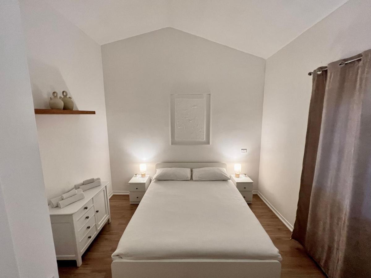 Independent House With Private Patio In Rome Villa Екстериор снимка