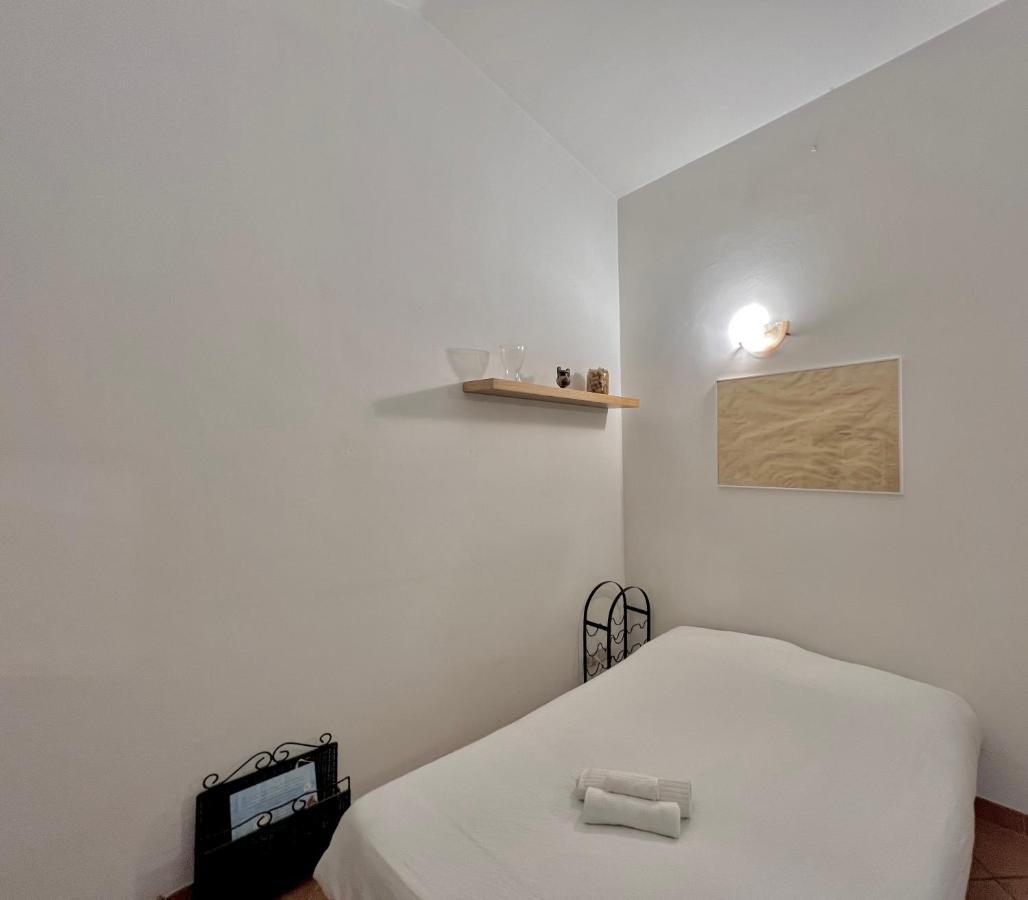 Independent House With Private Patio In Rome Villa Екстериор снимка