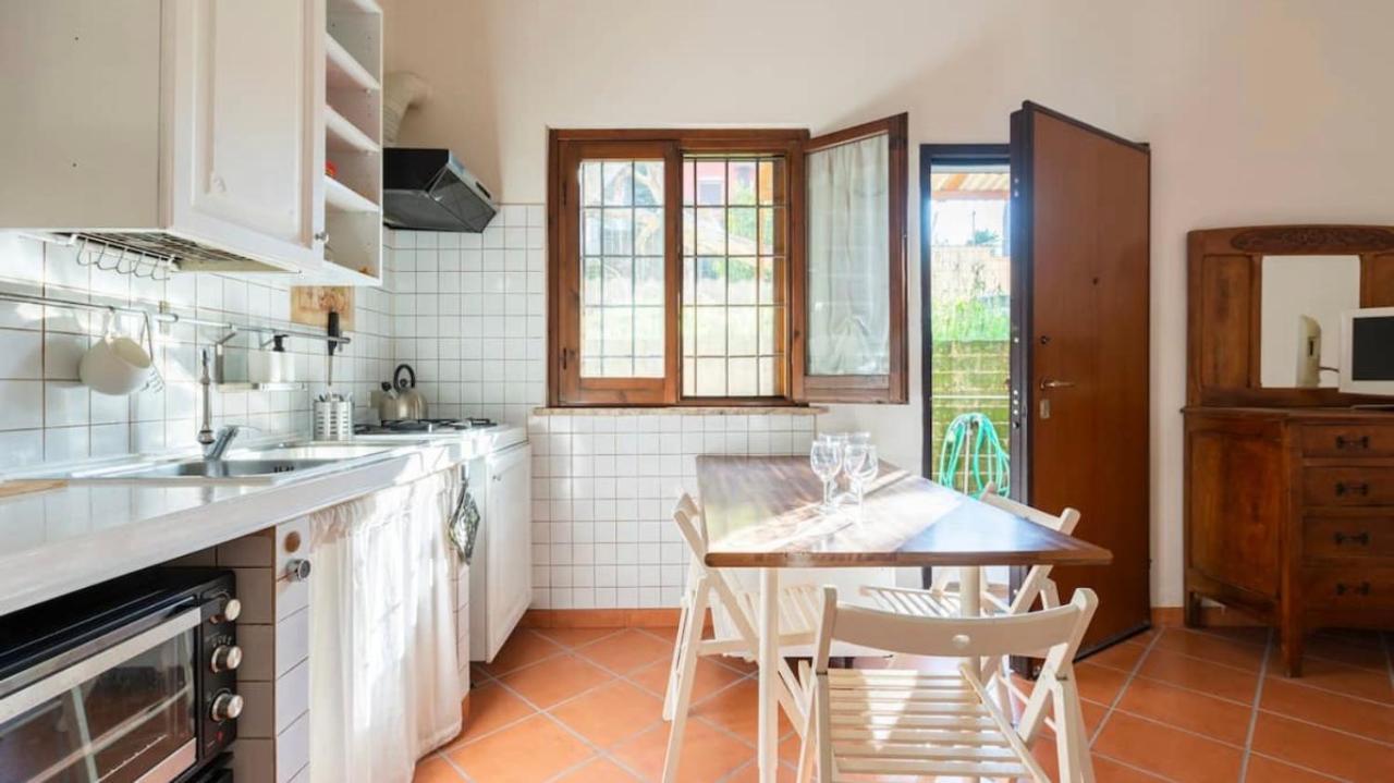 Independent House With Private Patio In Rome Villa Екстериор снимка