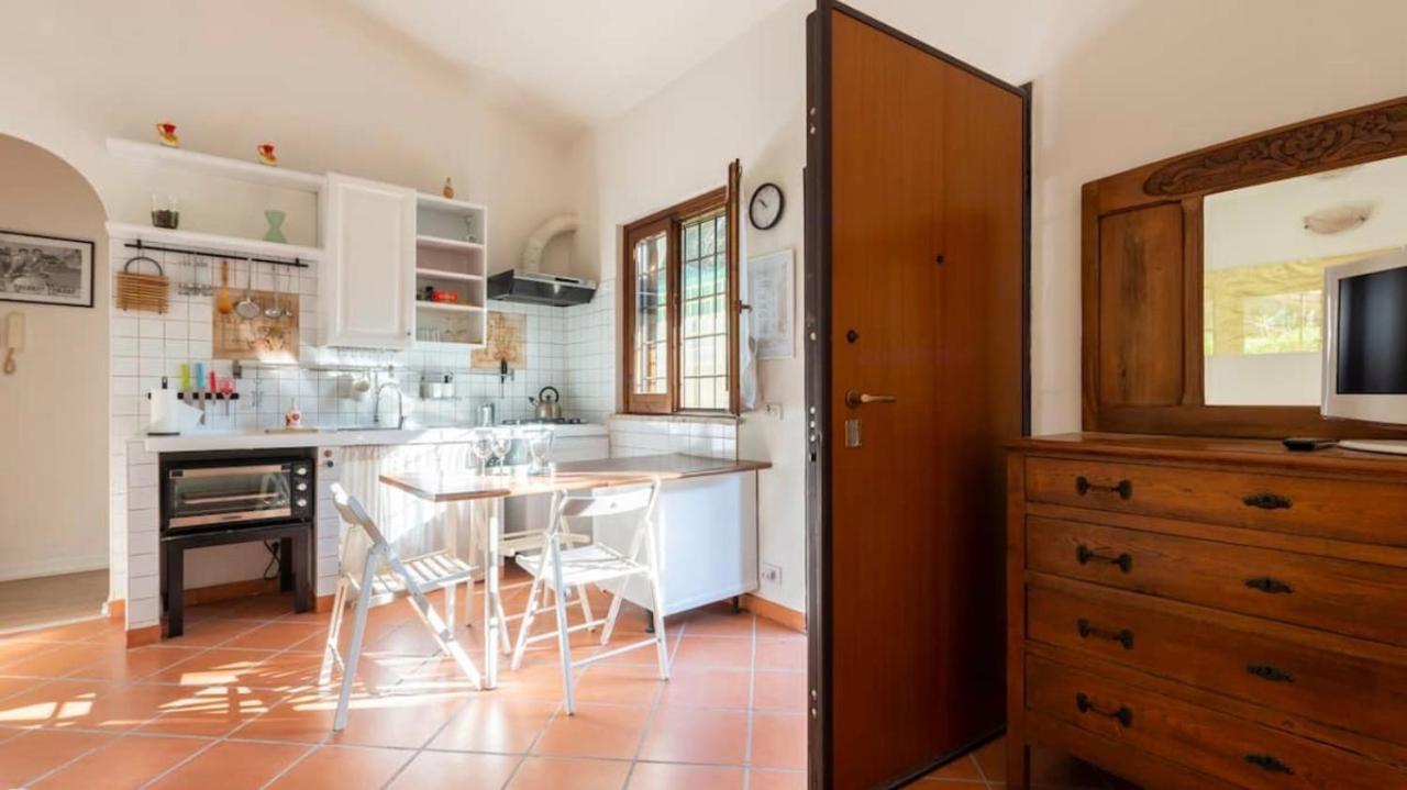 Independent House With Private Patio In Rome Villa Екстериор снимка